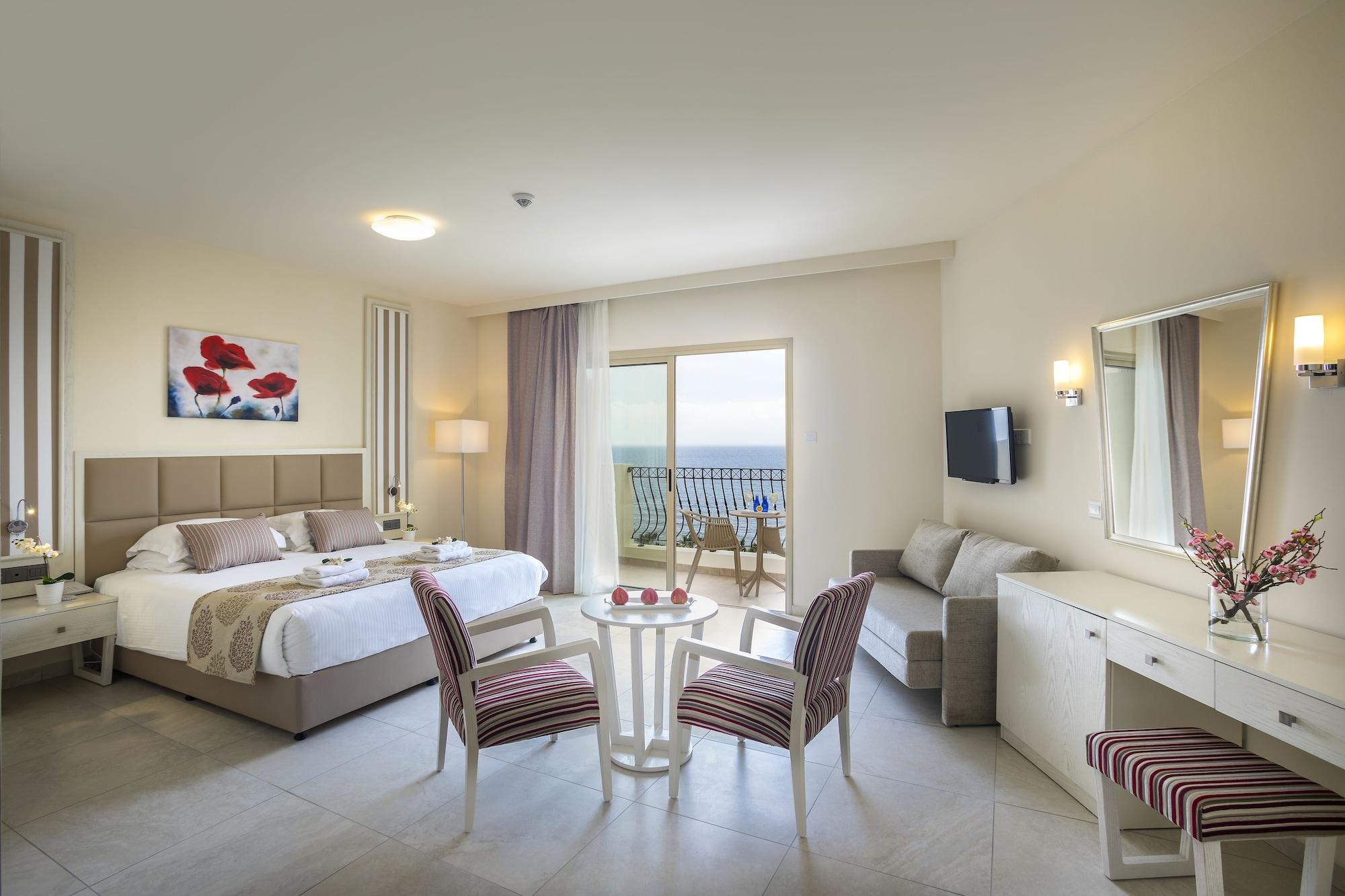 Aquamare Beach Hotel & Spa Geroskipou Exterior photo