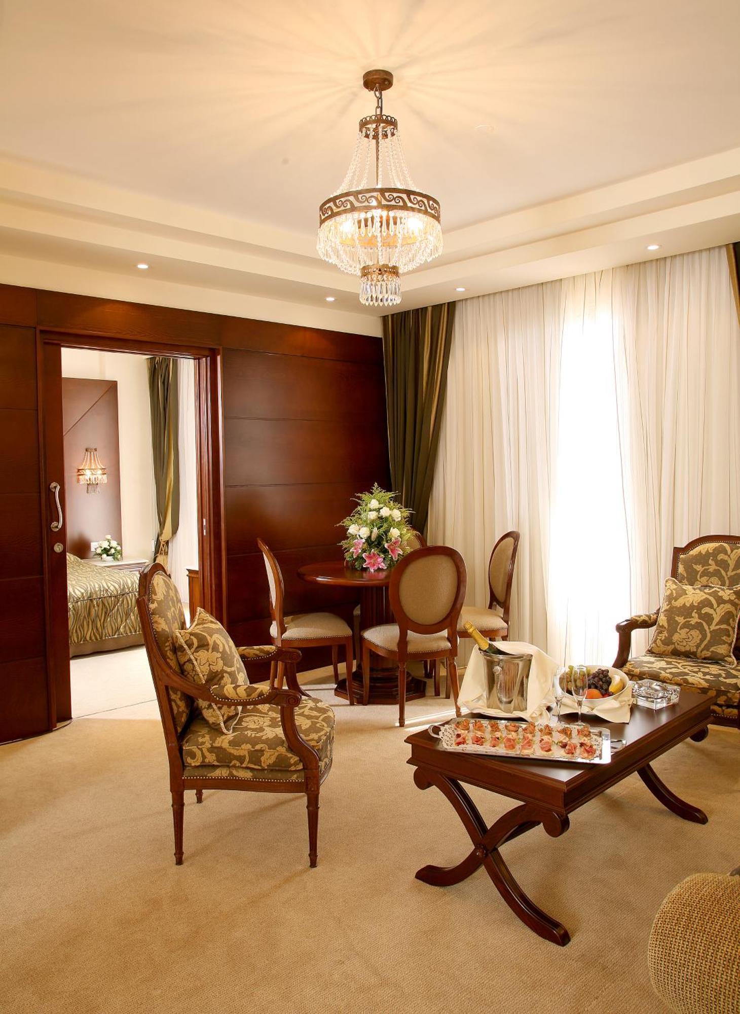 Aquamare Beach Hotel & Spa Geroskipou Room photo
