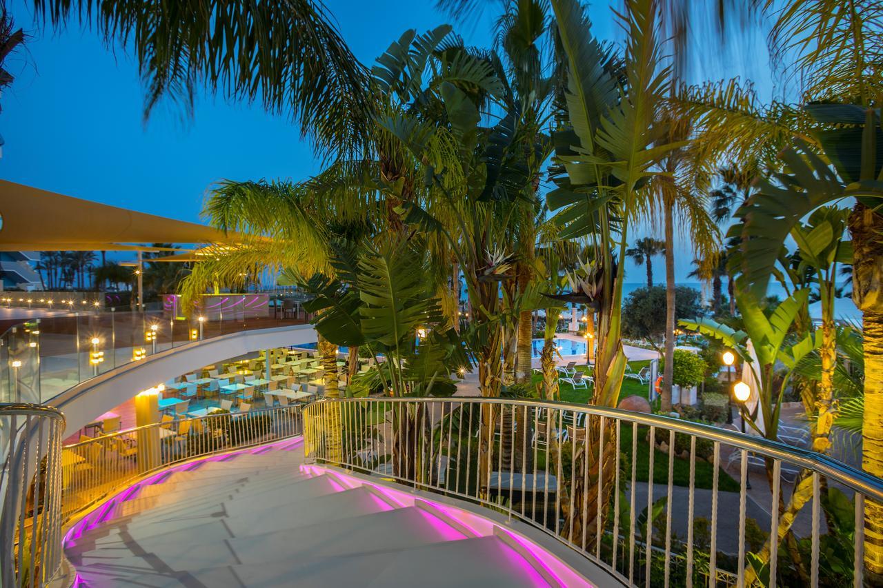 Aquamare Beach Hotel & Spa Geroskipou Exterior photo