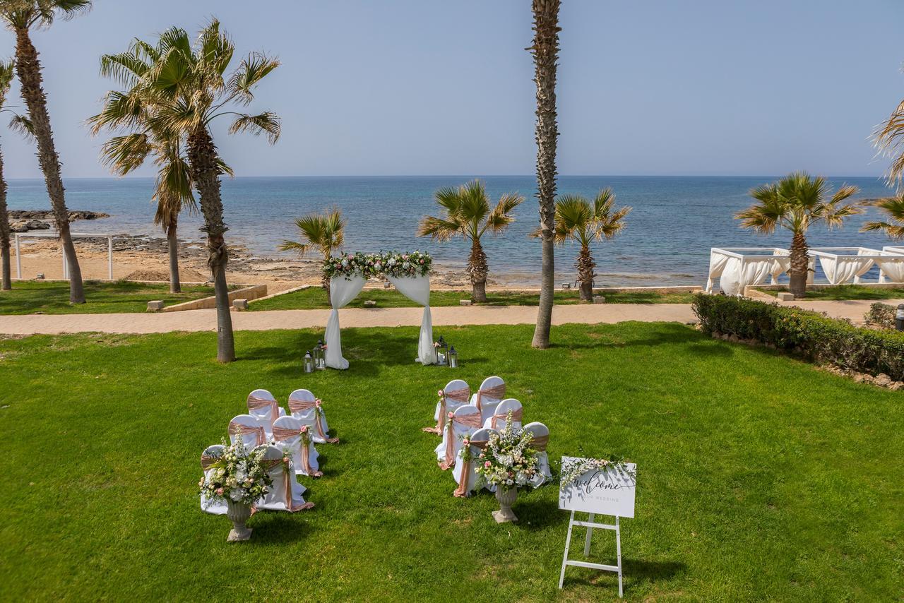 Aquamare Beach Hotel & Spa Geroskipou Exterior photo