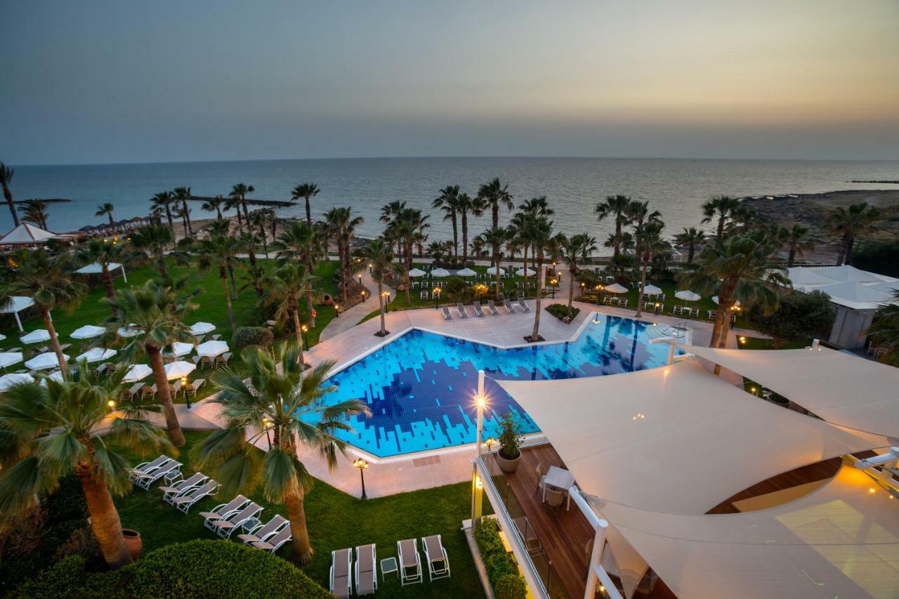 Aquamare Beach Hotel & Spa Geroskipou Exterior photo