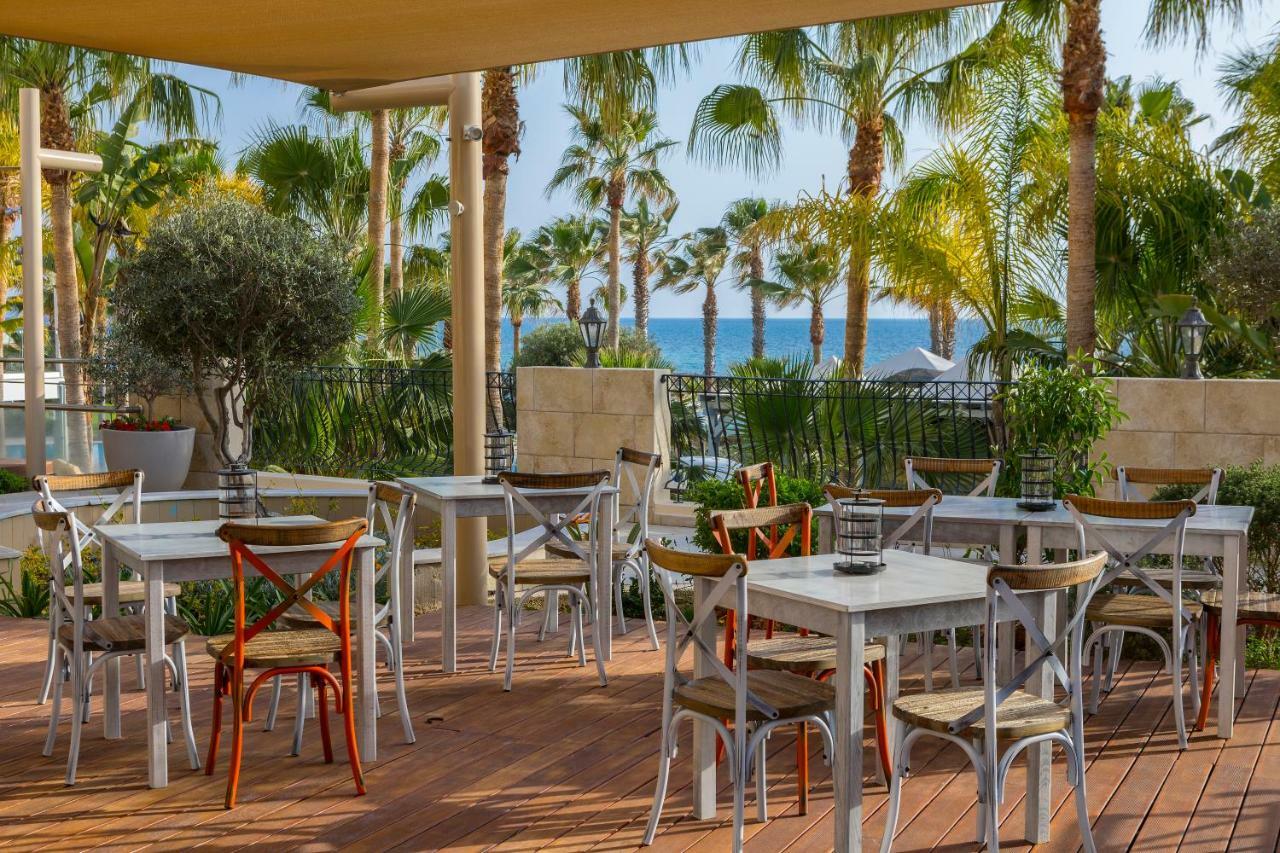 Aquamare Beach Hotel & Spa Geroskipou Exterior photo